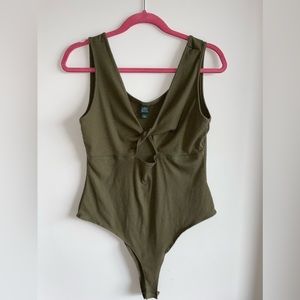 Wild Fable Green Ribbed Twist Front Bodysuit, Size Large